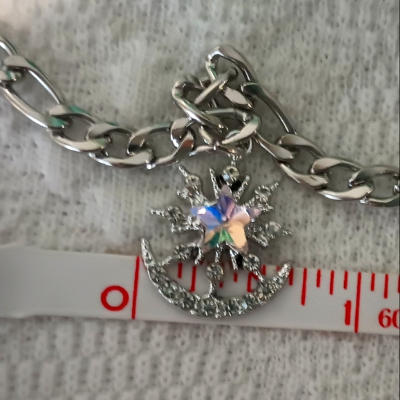Lovely Rhinestone Charm Bracelet So Pretty and Shimmering - Picture 9 of 12